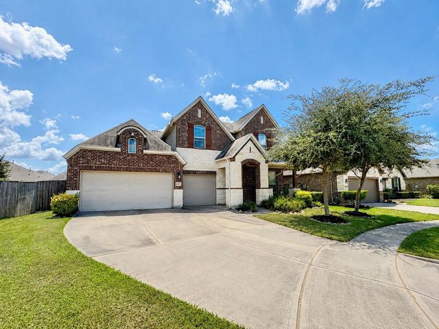 6210 Crested Wood Ct — Long Meadow Farms
