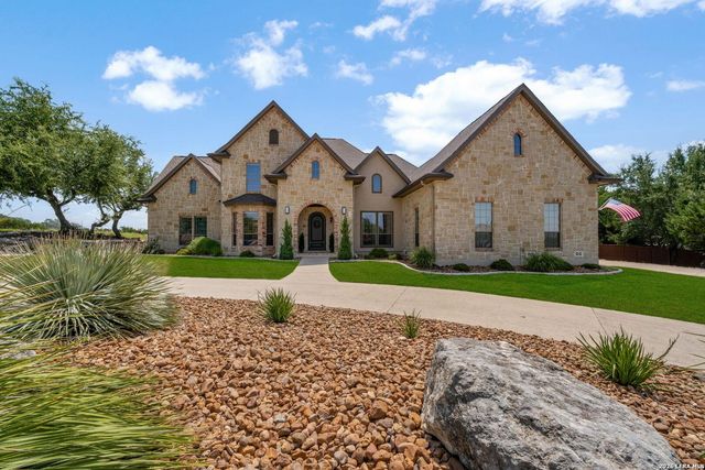 27816 Legacy Woods — VILLAGE GREEN