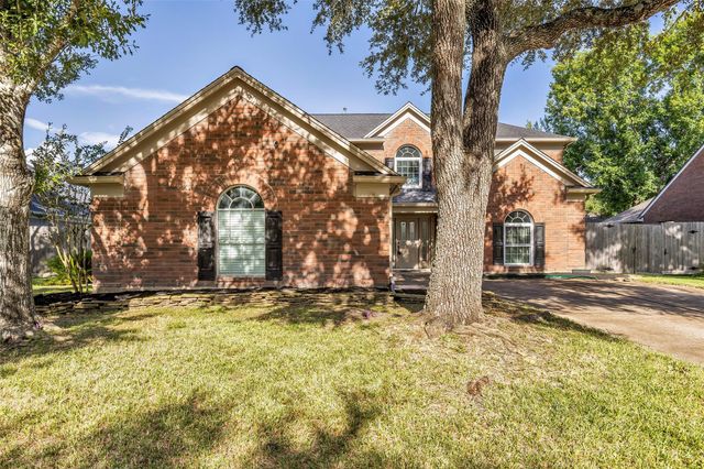 4007 Greenwood Dr — Westwood Village