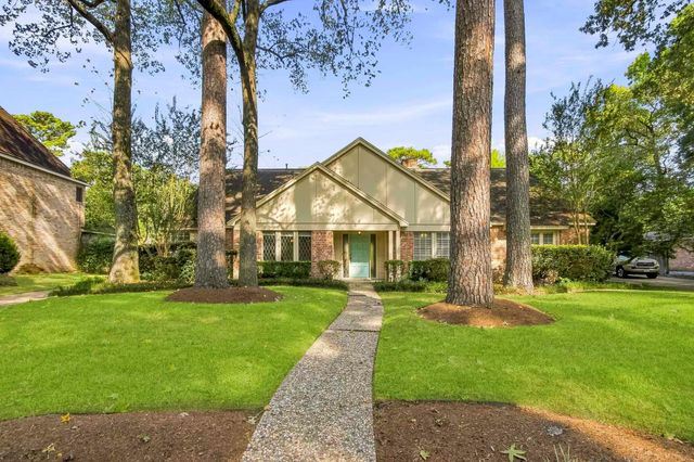 3519 Oak Lake Dr — Bear Branch Village