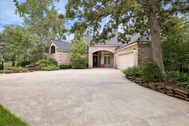 25023 Northampton Terrace Dr — Terrace Northampton Estates