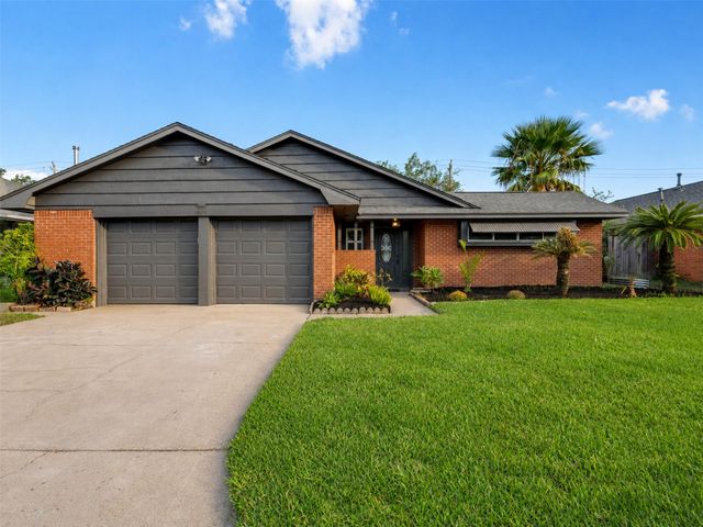6614 Golf Crest Dr — Golf Crest