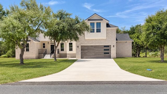 7008 CIRCLE OAK DR — OAK VILLAGE NORTH