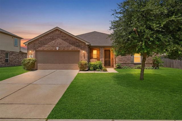 3502 Saxton Green Rd — Canterbury Park Sec 4 A0507-A