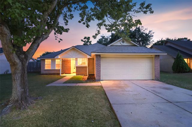 2807 Custer Dr — The Landing