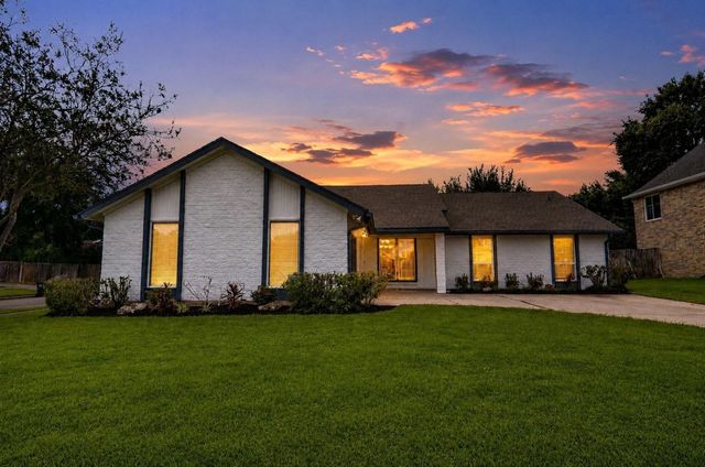 2903 PEPPERWOOD — COLONY BEND