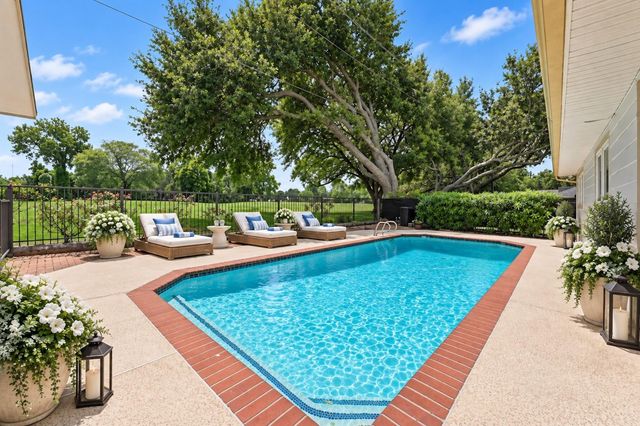 3415 W Creek Club Dr — Quail Valley Thunderbird W