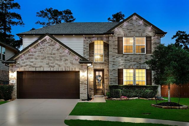 2111 Woodland Elm Ln — Stillwater