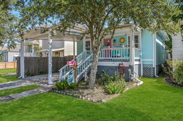 4117 Avenue M 1/2 — Galveston Outlots