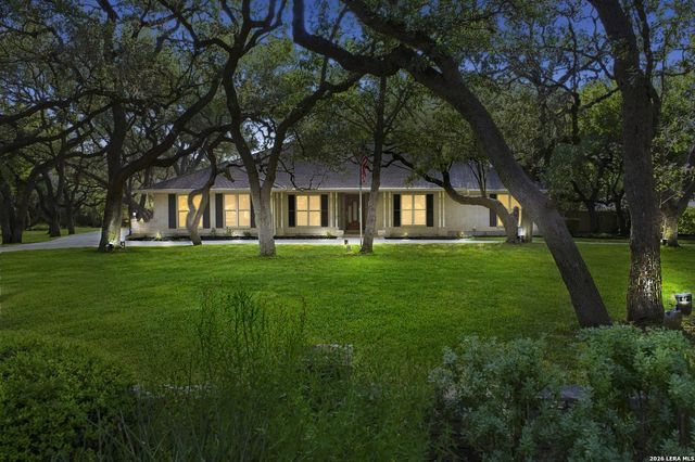 106 Bikeway Ln — Shavano Park