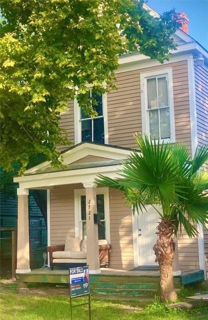 2721 Avenue P 1/2 — Galveston Outlots