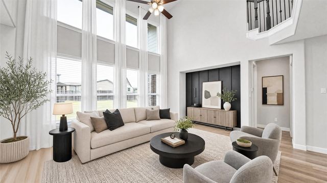 8727 Silver Crest Ln — Sienna Plantation