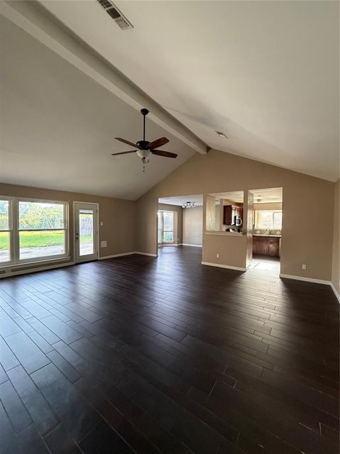 2118 Aberdeen Dr — Brittany Bay