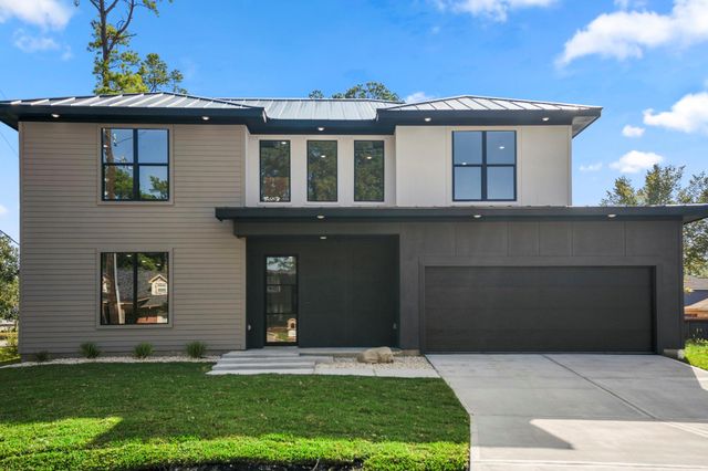 10728 Twin Oak Dr — Lake Chateau Woods
