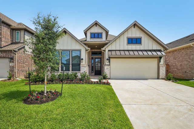 2327 Garden Arbor — Wood Leaf Reserve