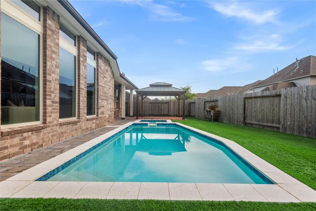 4804 Ladona Ct — Mar Bella