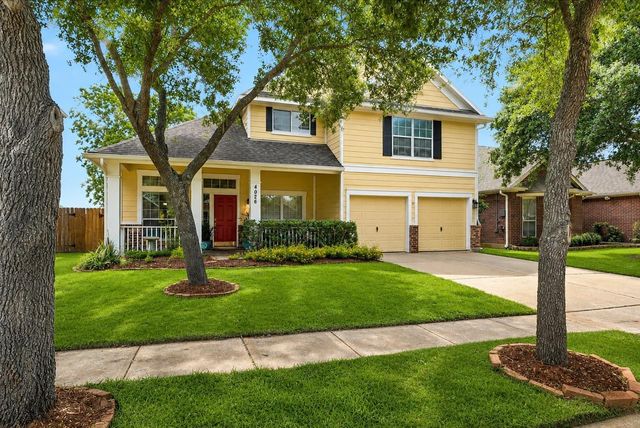 4026 Chestnut Bnd — Sienna