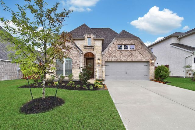 15991 Mahogany Mist Dr — Evergreen