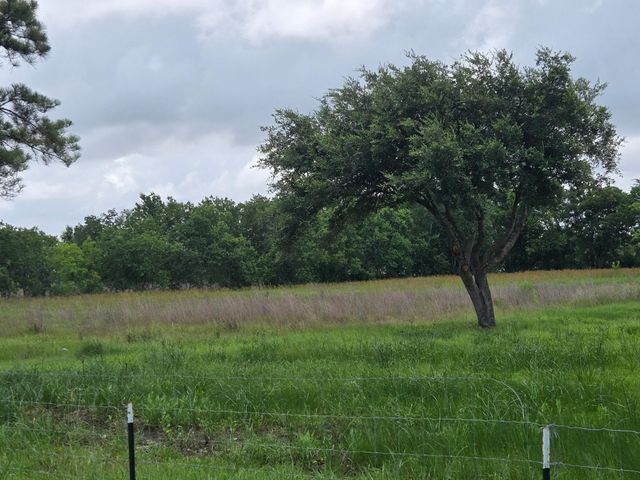 8235 County Road 128 — Hastings West Sec 1