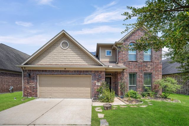 19126 Cardinal Grove Ct — Villages/Cypress Lake Sec 8