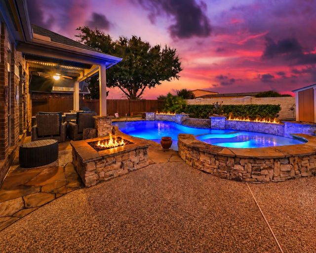 28215 Helmsman Knolls Dr — Firethorne