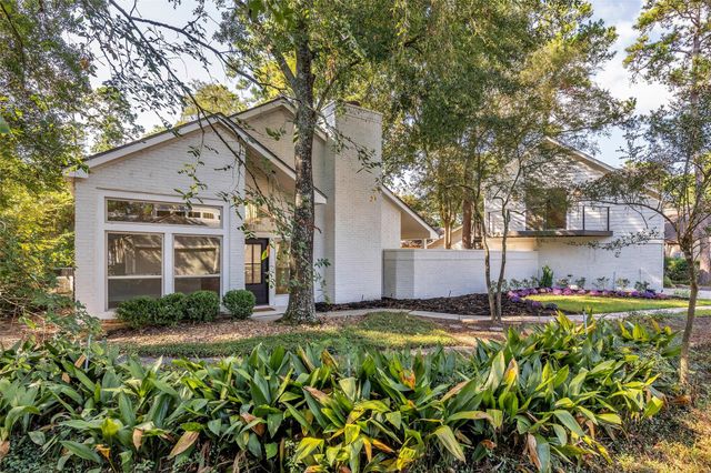4 N Autumnwood Way — Woodlands Village Grogans Mlll