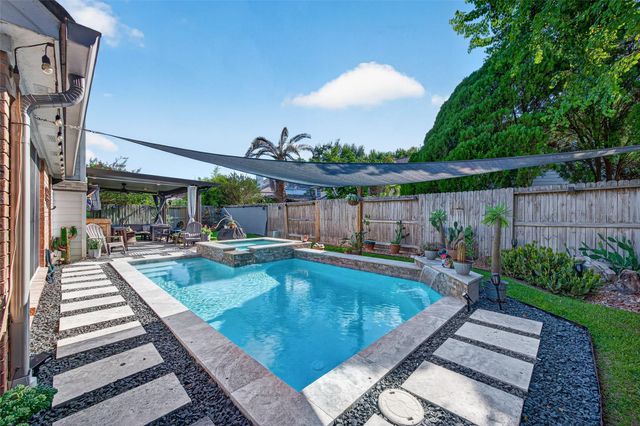 2923 Jane Long League Dr — The Grove Sec 11