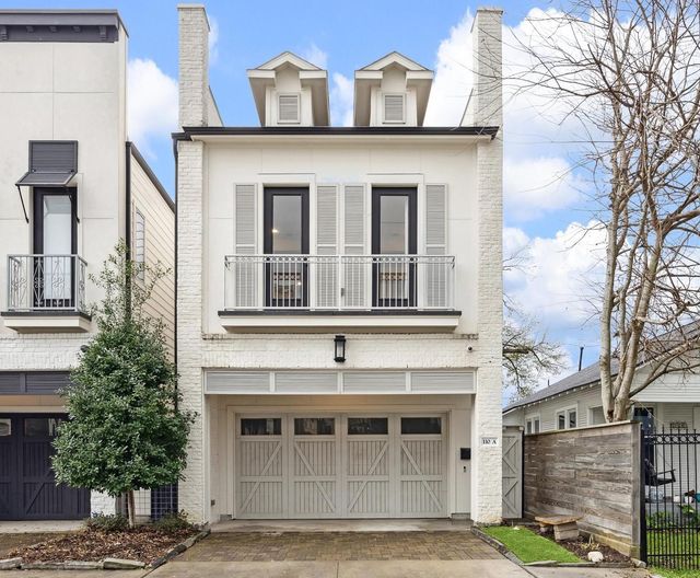 110 E 26th St A — Sunset Heights
