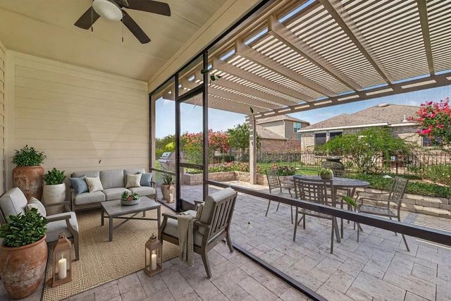 3010 Capote Peak Way — Del Webb