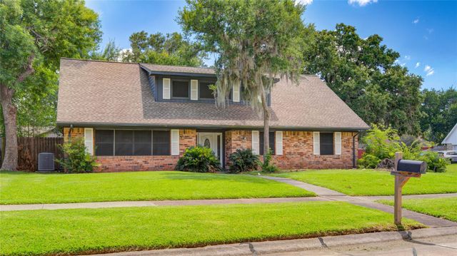 15702 Wandering Trl — Wedgewood Village Sec 03