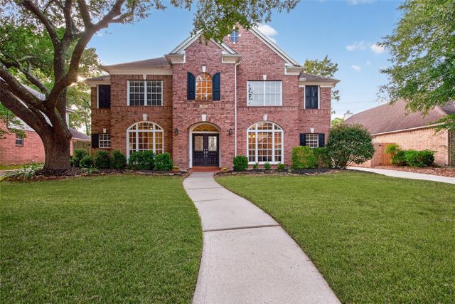 4211 Brook Shadow Dr — Greentree Village