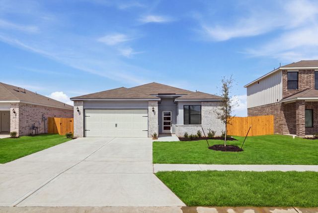 1608 Jean Meadow Dr — Hallimore Ranch