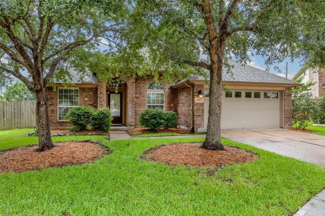 4902 Beech Fern Dr — Waterview Estates
