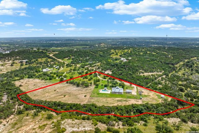 834 NORTHWOOD HILLS DR — OUT/GILLESPIE COUNTY