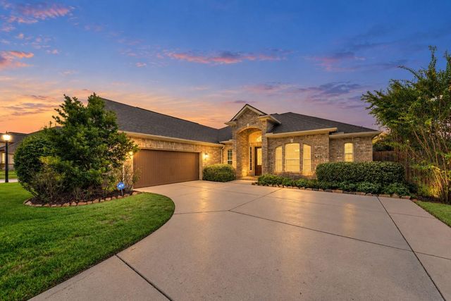 12218 Rampy Green Dr — Treeline