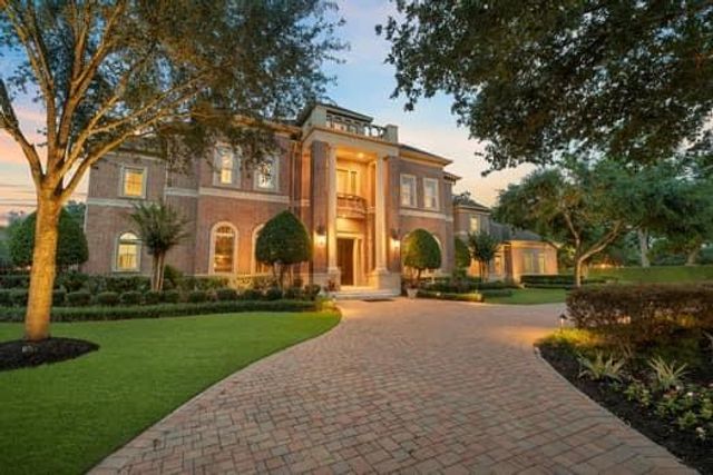 16 Grand Mnr — Sweetwater Estates Sec 1