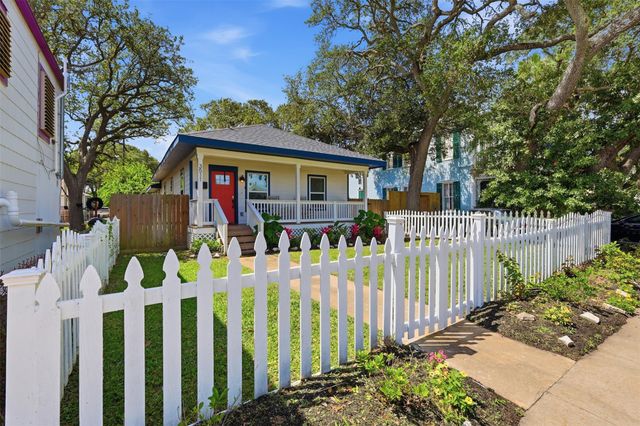 3511 Avenue Q — Galveston Outlots