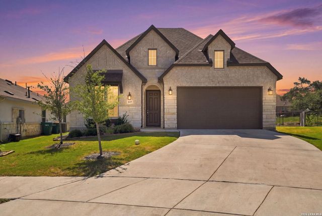 517 HUNTWICK DR — REGENT PARK