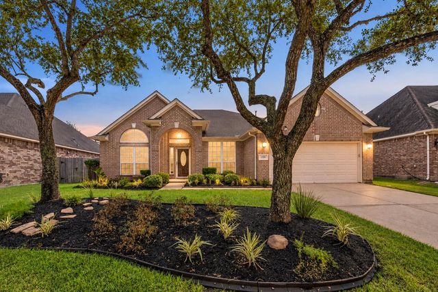 2705 Rocky Springs Dr — Shadow Creek Ranch Sf1-Sf2-Sf3