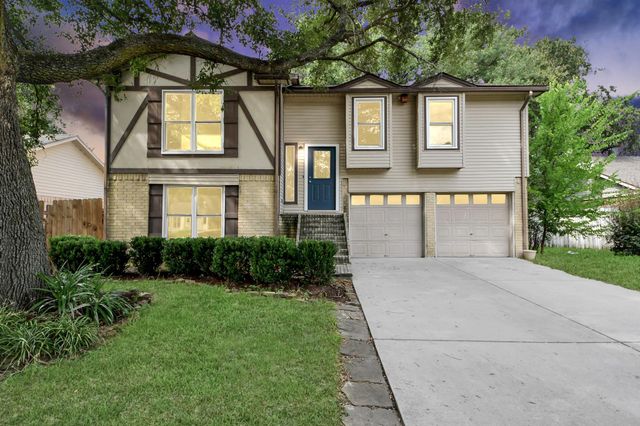 7023 Foxmont Ln — Foxwood Sec 04