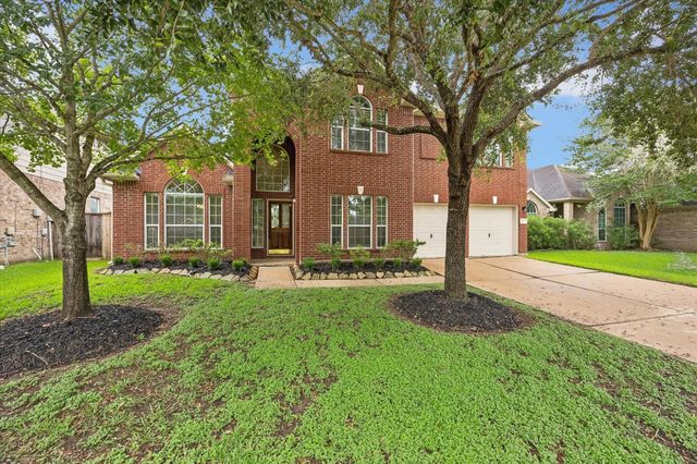 9127 Stoneleigh Dr — Greatwood Stonebridge Sec 3