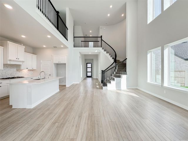 9411 Coleraine Ct — Lakes at Creekside