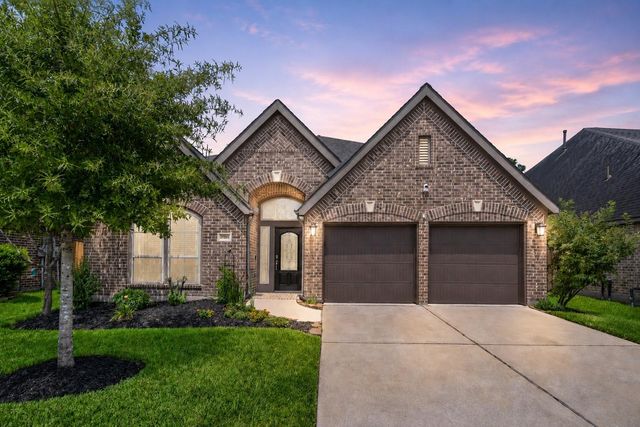27938 Emory Cove Dr — Harmony