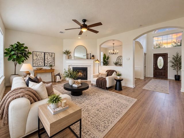 21418 Avalon Queen Dr — Lakes/Avalon Village