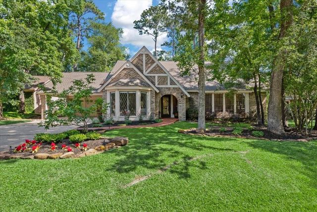 10 Cape Chestnut Dr — Wdlnds Village Panther Ck