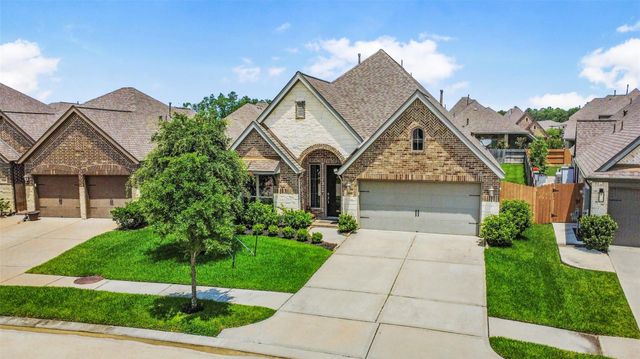28160 Knight Peak Dr — Harmony