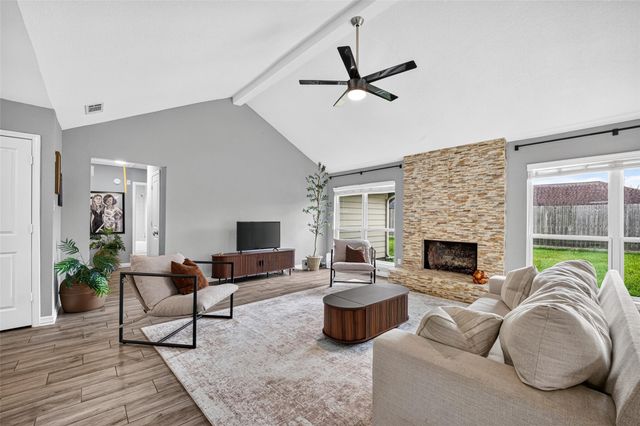 1931 Hilton Head Dr — Quail Valley Thunderbird North