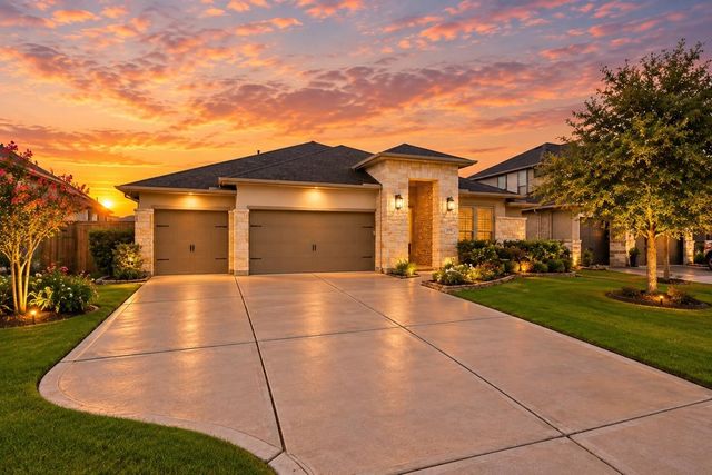 213 Lakehouse Landing Dr — Lake House Sec 2