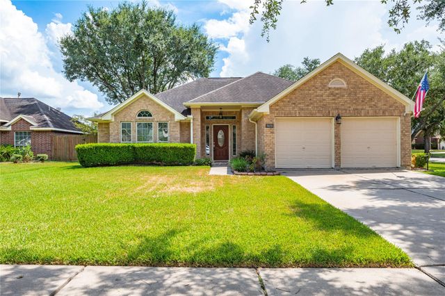 3123 Shore Meadow Dr — South Shore Village