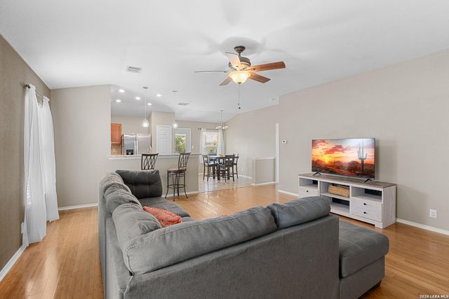 301 BRAHMA WAY — Cibolo Valley Ranch